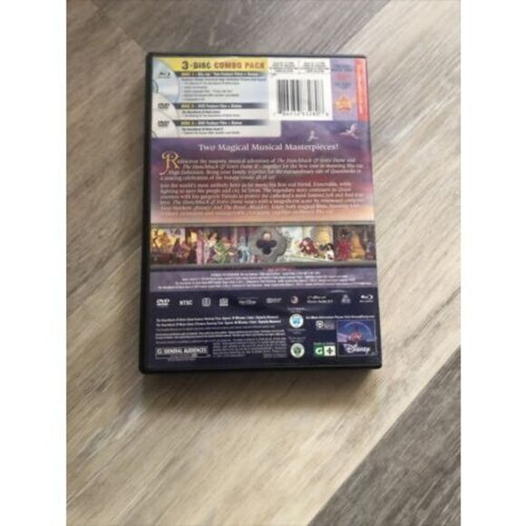 The Hunchback of Notre Dame 2-Movie Coll (Blu-ray + DVD)u - Picture 3 of 7